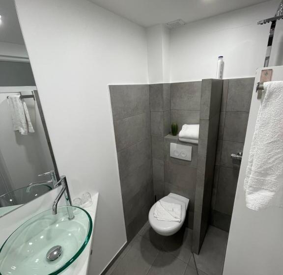 스탠다드 룸, Liberty Hotel Cologne