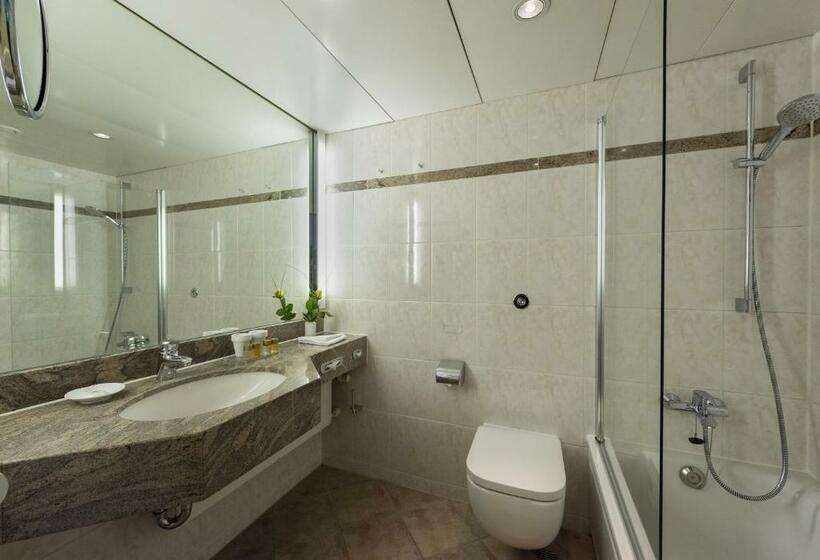 غرفة ديلوكس, Maritim Strandhotel Travemünde