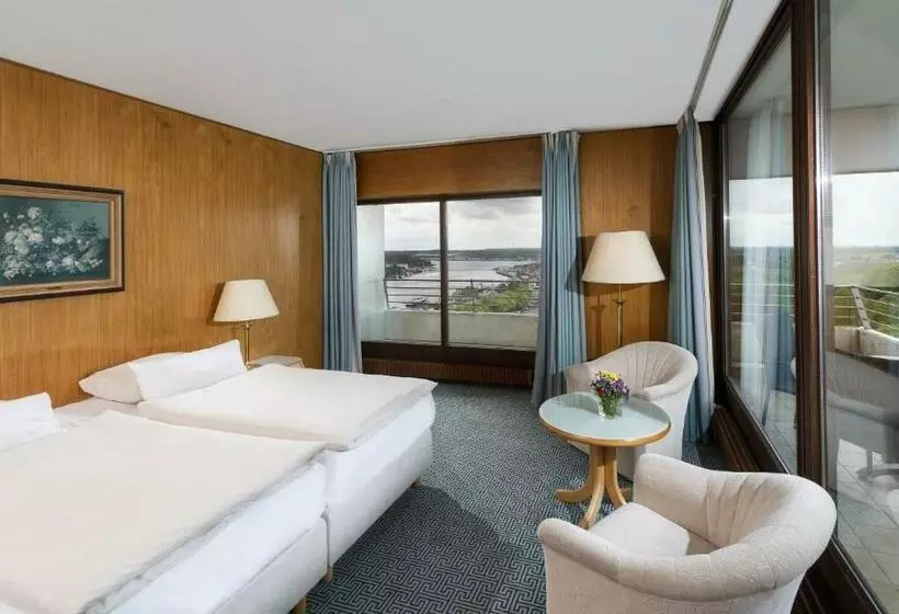 Perhesviitti, Maritim Strandhotel Travemünde