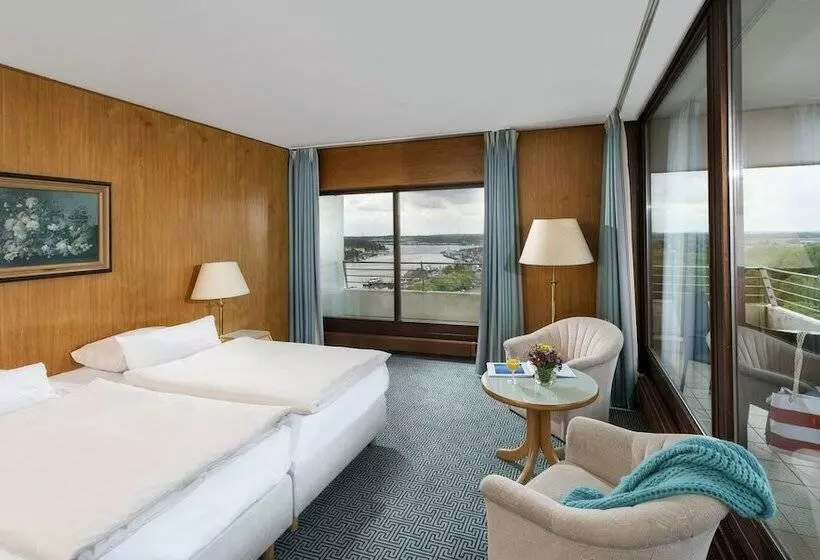 Perhesviitti, Maritim Strandhotel Travemünde