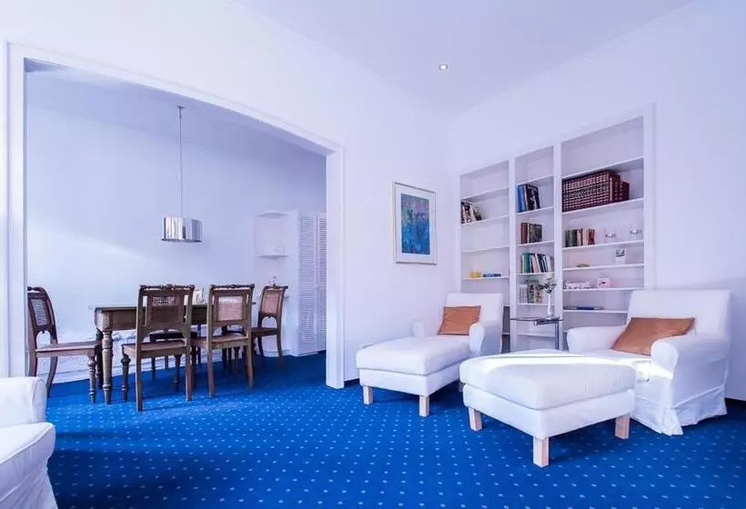 ファミリールーム, Posthotel Monegro