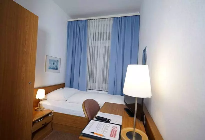 اتاق استاندارد یک نفره, Rabes Hotel Kiel Am Hauptbahnhof