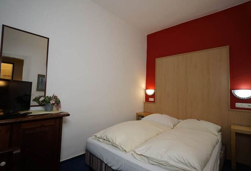 غرفة قياسية ثلاثية, Rabes Hotel Kiel Am Hauptbahnhof