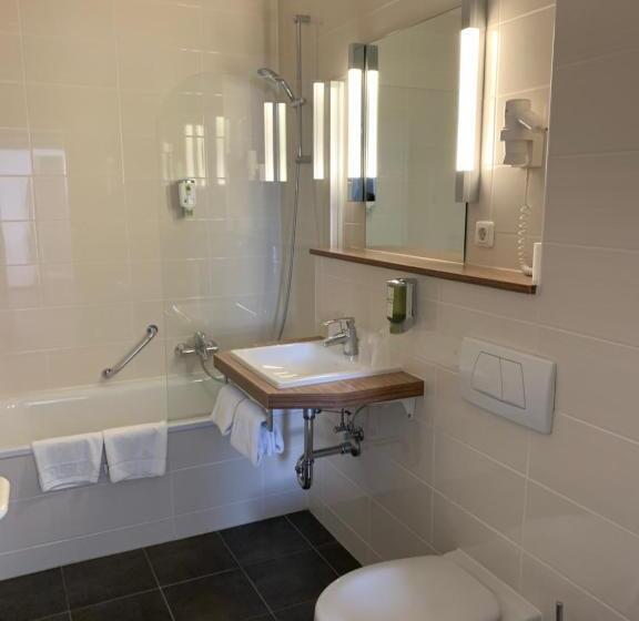 클래식 4인 룸, Eisberg Hotel Schwanen