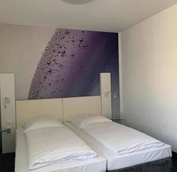 클래식 4인 룸, Eisberg Hotel Schwanen