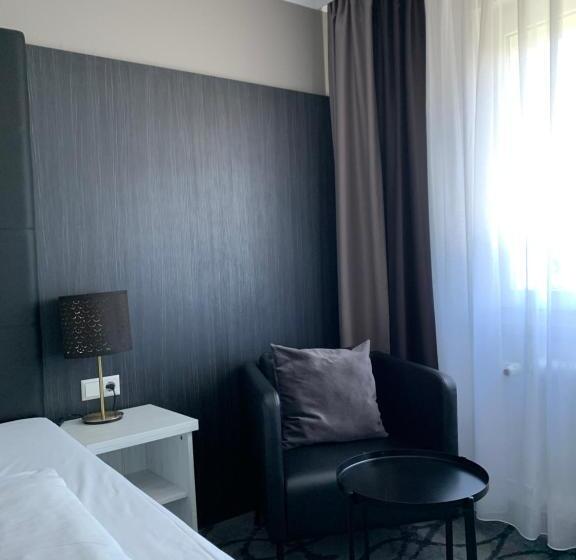 컴포트 싱글 룸, Eisberg Hotel Schwanen