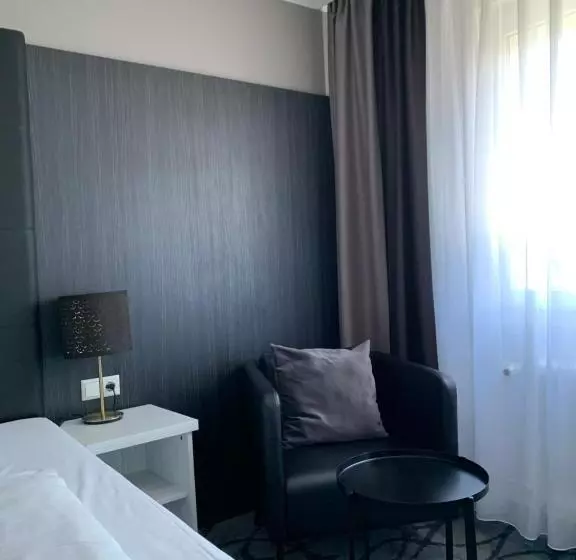 コンフォートシングルルーム, Eisberg Hotel Schwanen