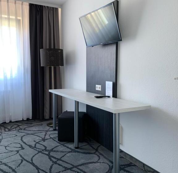컴포트 싱글 룸, Eisberg Hotel Schwanen