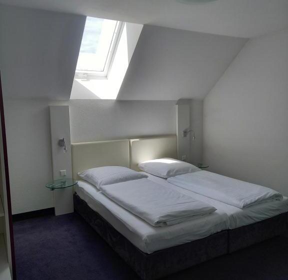 패밀리 룸, Eisberg Hotel Schwanen