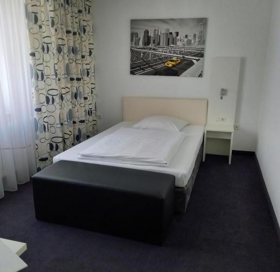 패밀리 룸, Eisberg Hotel Schwanen