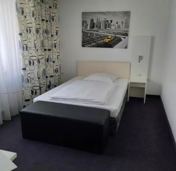 ファミリールーム, Eisberg Hotel Schwanen