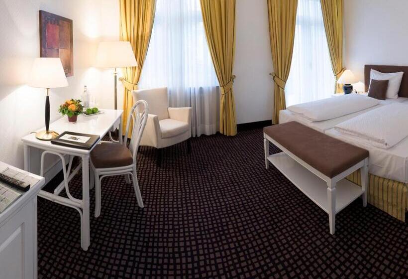 高级大房间, Am Sophienpark