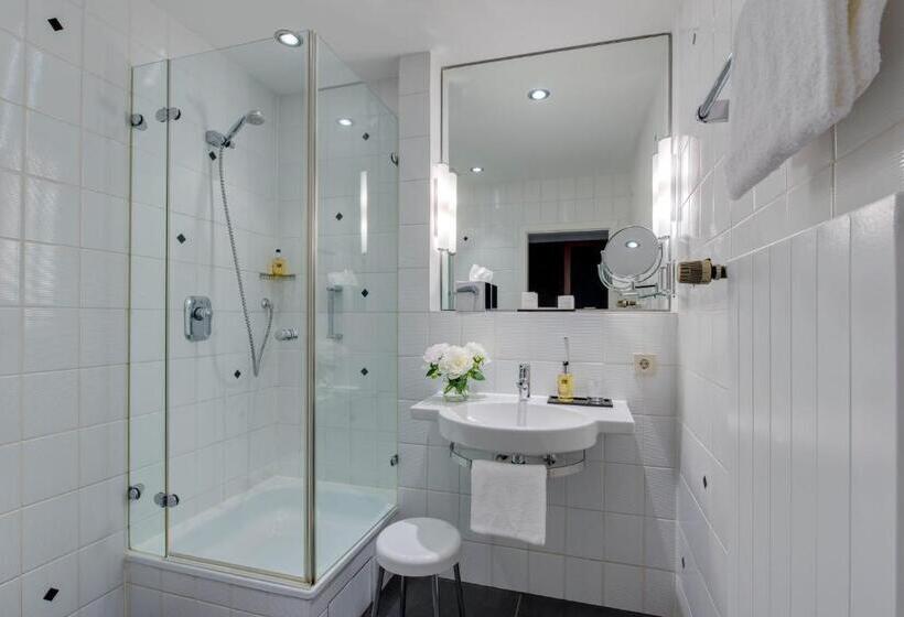 标准单人间, Am Sophienpark