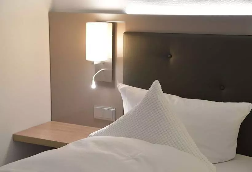اتاق لوکس, Best Western Queens Hotel Pforzheim Niefern