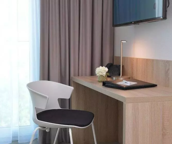 اتاق لوکس, Best Western Queens Hotel Pforzheim Niefern