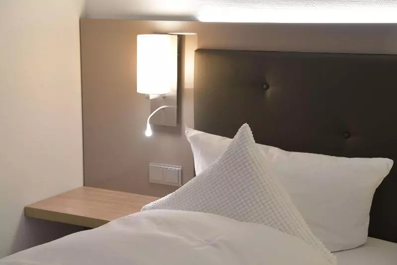 اتاق لوکس, Best Western Queens Hotel Pforzheim Niefern