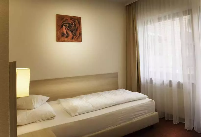 エコノミーシングルルーム, Flair Hotel Weinstube Lochner