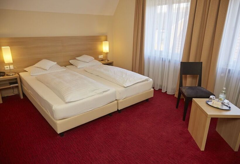 Номер Стандарт, Flair Hotel Weinstube Lochner