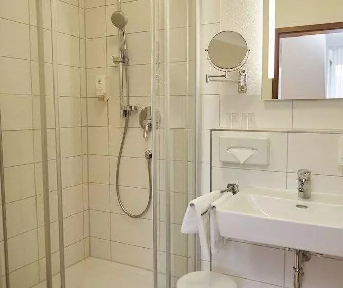 コンフォートルーム, Flair Hotel Weinstube Lochner