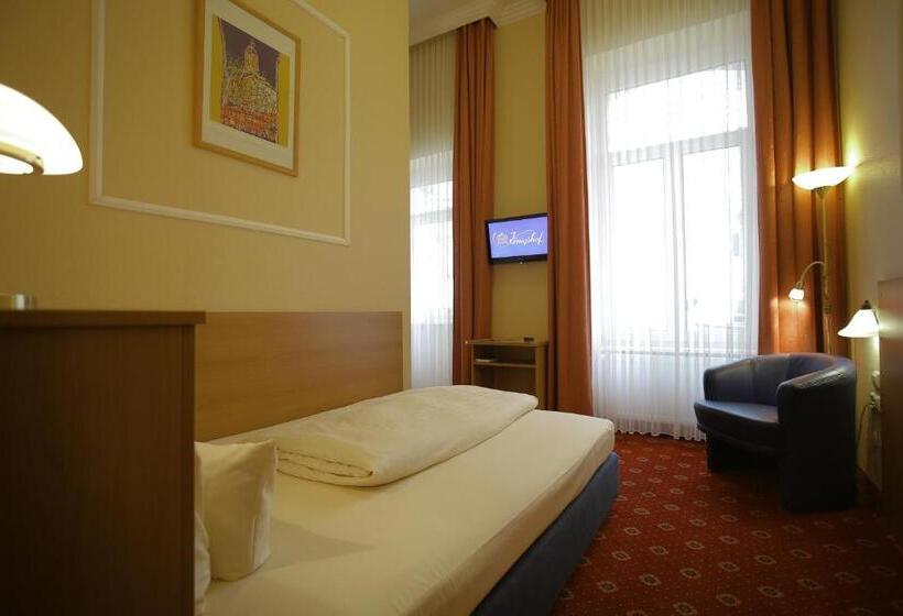 غرفة قياسية فردية, Königshof