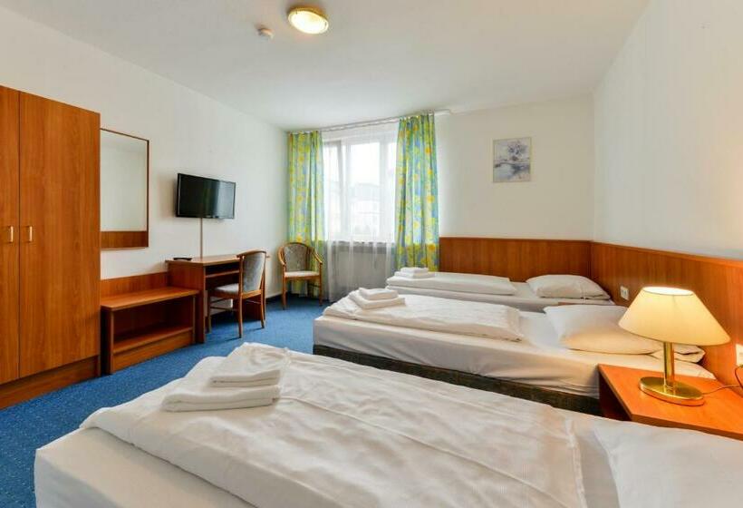 コンフォートトリプルルーム, Liebig