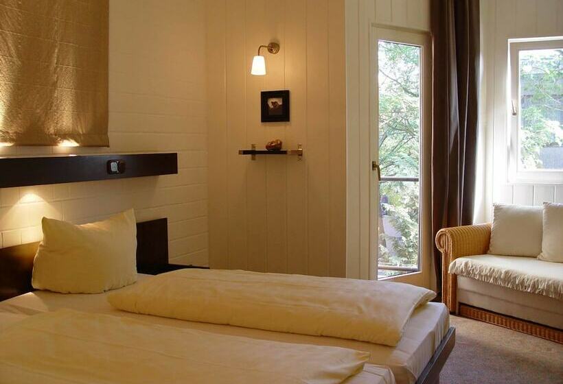 Номер Стандарт, Lindenhof