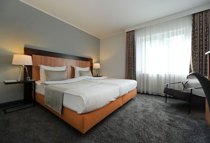 コンフォートルーム, & Living Am Wartturm   Hotel & Apartments