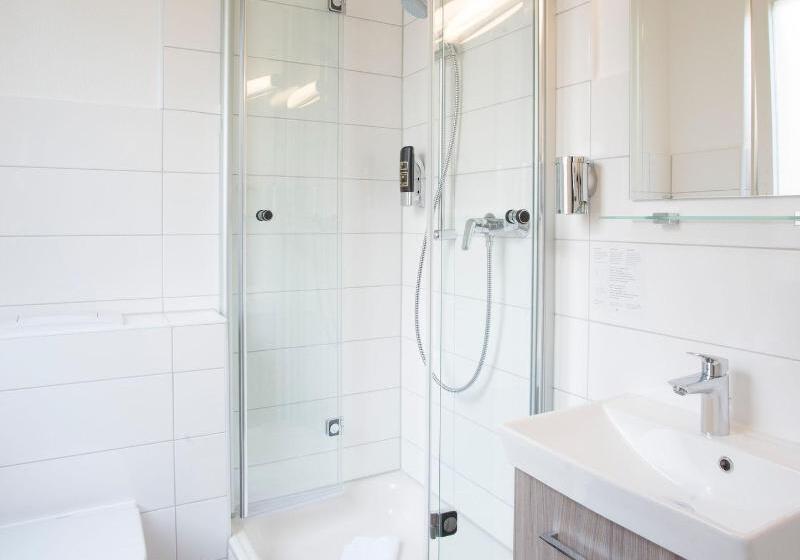 اتاق استاندارد یک نفره, Mille Stelle City