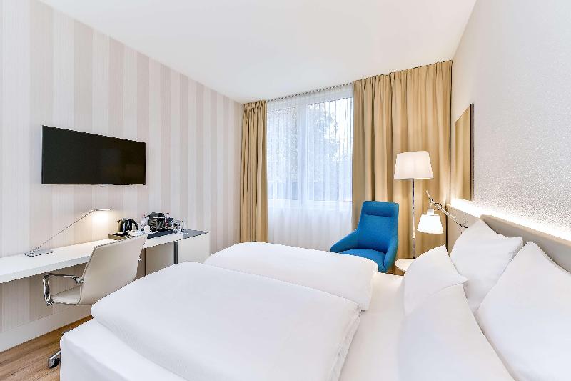 Quarto superior, NH Weinheim