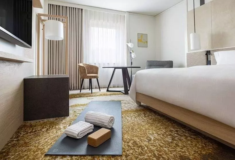 デラックスルーム, The Westin Grand Frankfurt