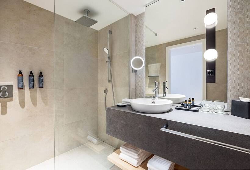 Номер Deluxe, The Westin Grand Frankfurt