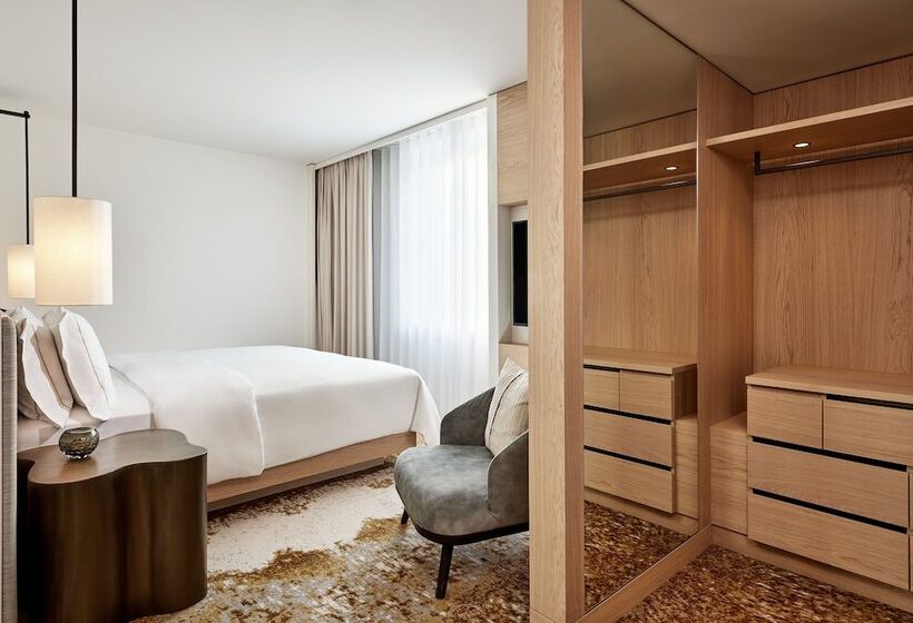 Люкс, The Westin Grand Frankfurt