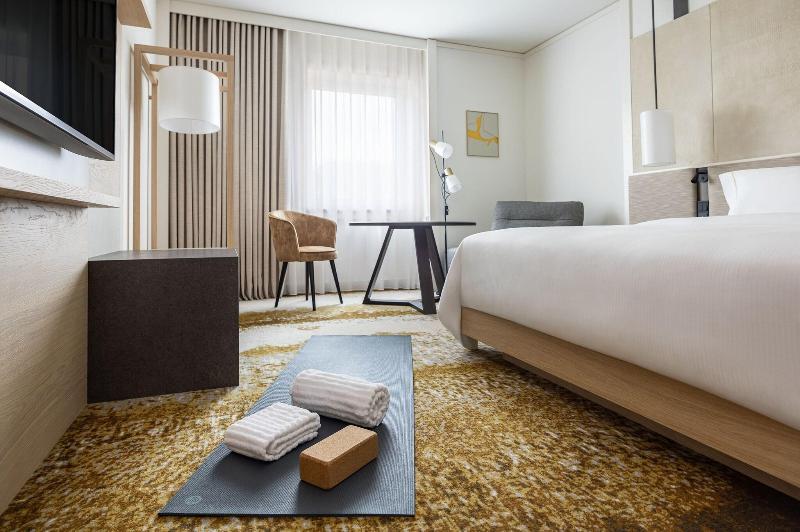 اتاق کلاسیک یک تخته, The Westin Grand Frankfurt