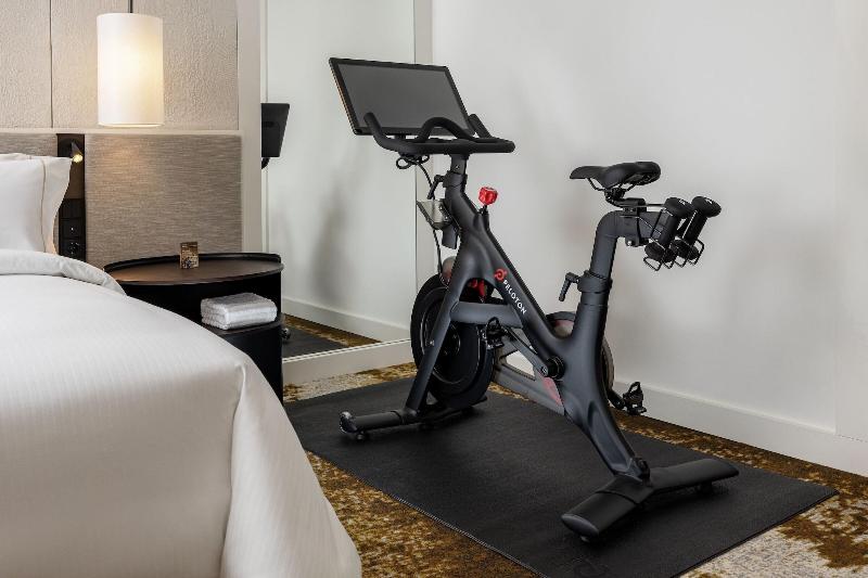 Номер Классика Кровать Кинг, The Westin Grand Frankfurt