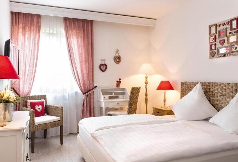 Классический Номер, Victor S Seehotel Weingärtner Bostalsee