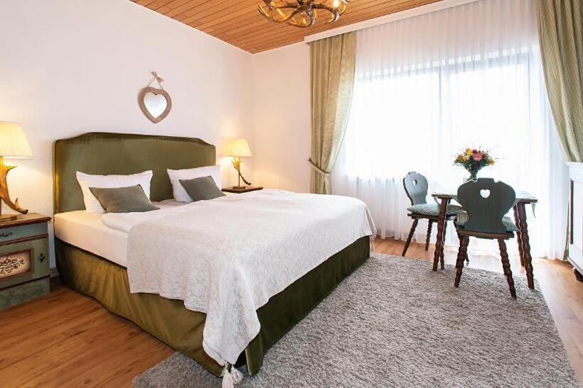 غرفة سوبيريور, Victor S Seehotel Weingärtner Bostalsee