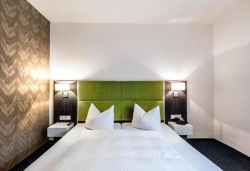 غرفة كومفورت, Vorfelder