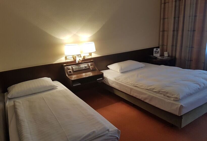 Номер Economy, Parkhotel Frankfurt Rödermark