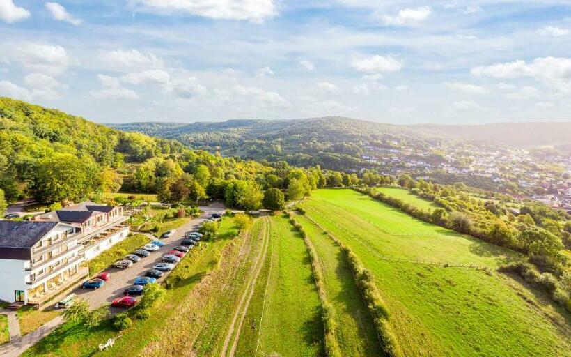 غرفة قياسية مزوَّدة بشُرفة, Waldhotel Sonnenberg