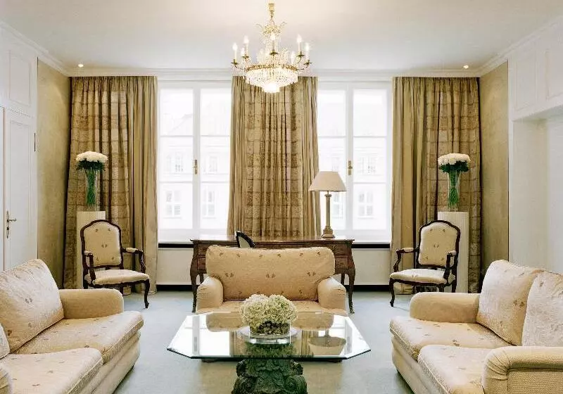 Suite, Bayerischer Hof
