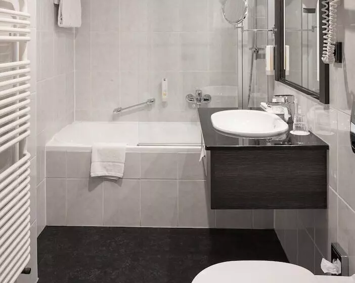 Standard Single Room, Chemnitzer Hof