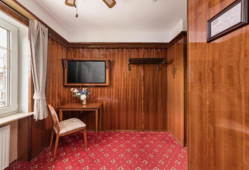 اتاق لوکس یک تخته, Du Train