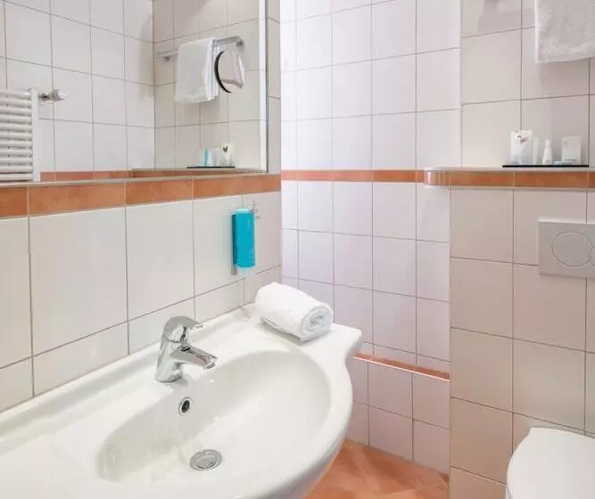 Habitación Estándar, Isartor