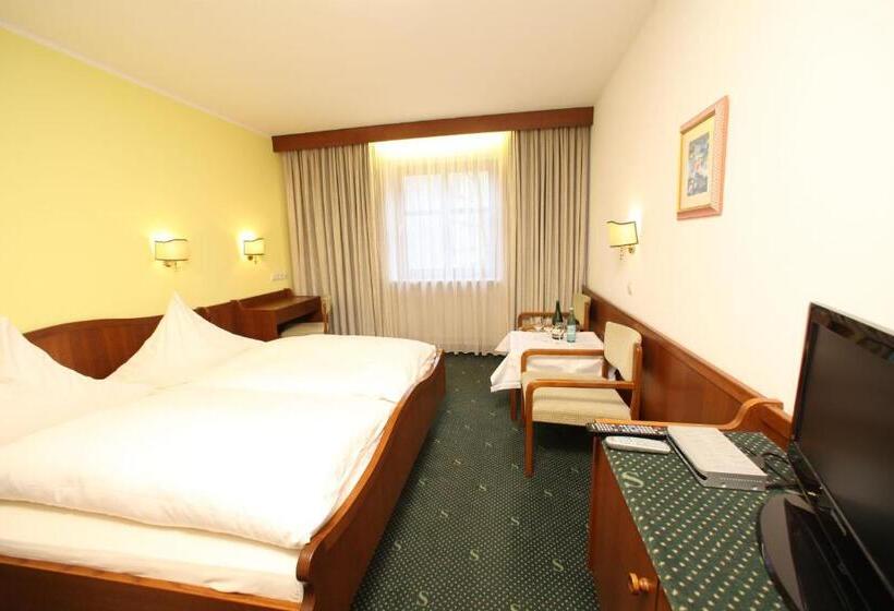 Номер Стандарт, Landgasthof Schuster