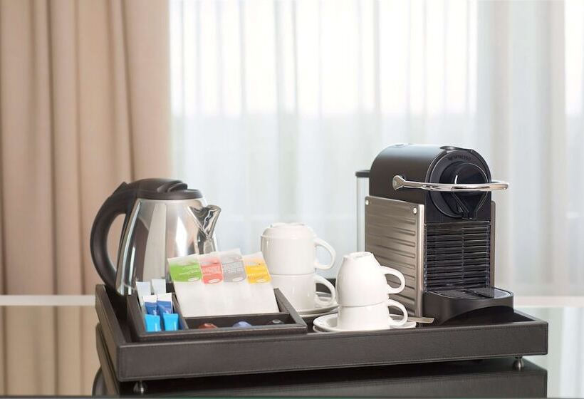 Quarto superior, NH Collection Munchen Bavaria