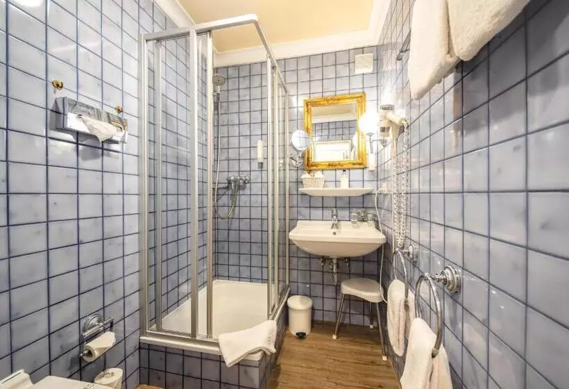 اتاق استاندارد یک نفره, Simones Hotel Fürstenhof