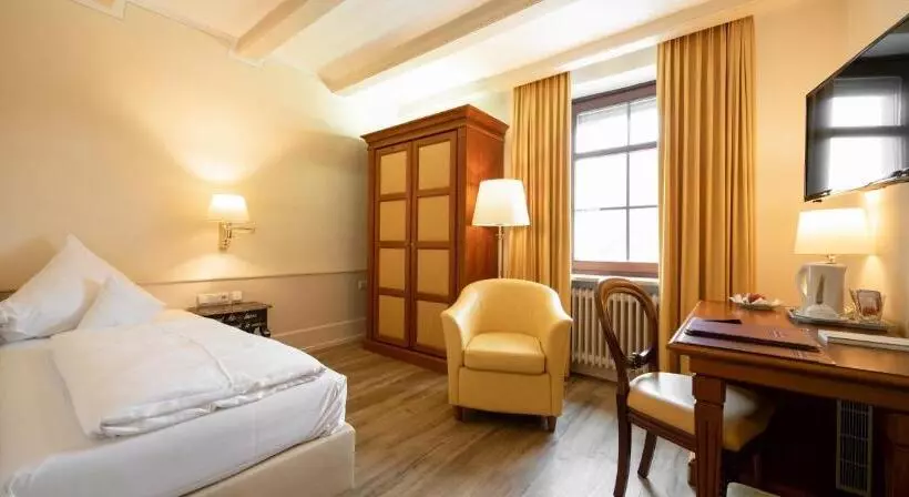 اتاق استاندارد یک نفره, Simones Hotel Fürstenhof