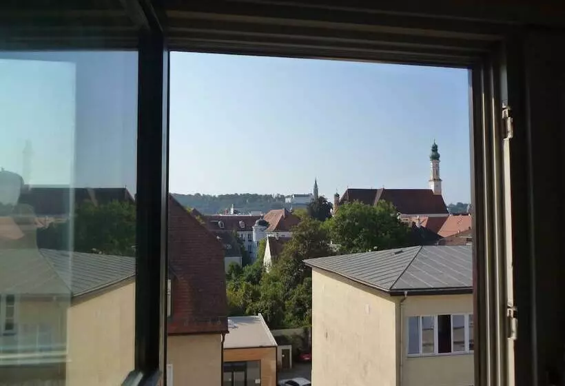 اتاق استاندارد یک نفره, Simones Hotel Fürstenhof