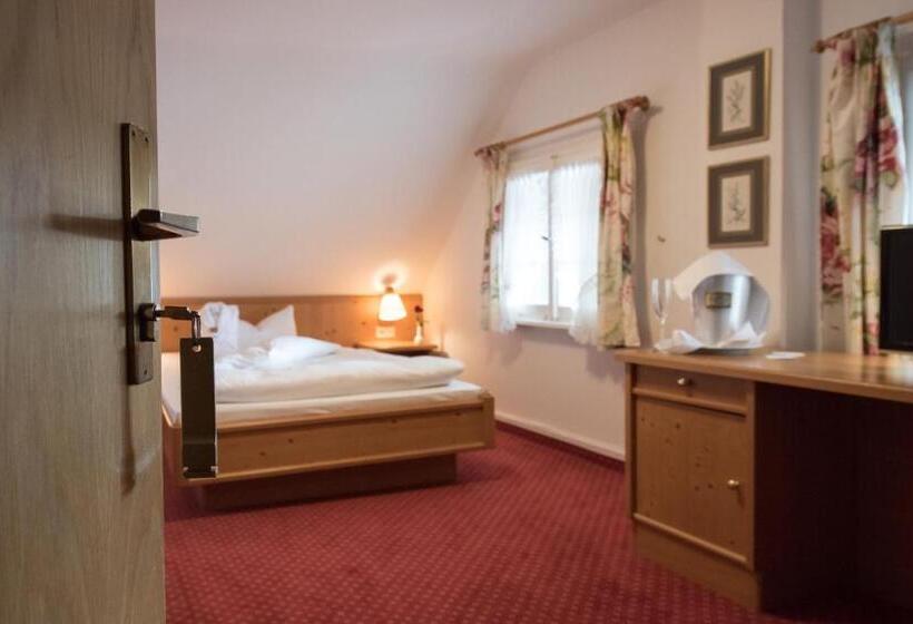 غرفة كلاسيكية فردية, Schiff Am Schluchsee