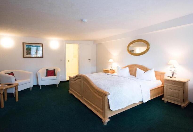 جناح, Schiff Am Schluchsee